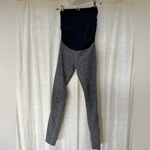 Beyond Yoga Maternity Leggings in Grey/Black-White Spacedye (XS)